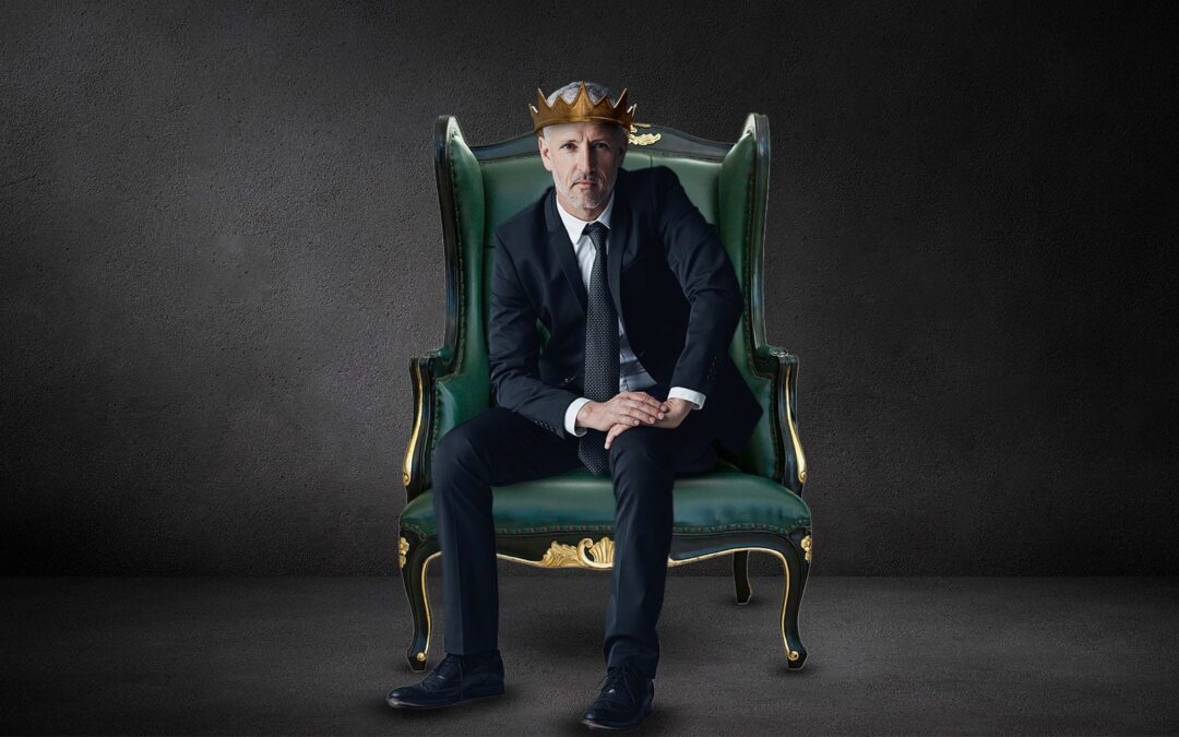 ¿Los CEO deben actuar como reyes?