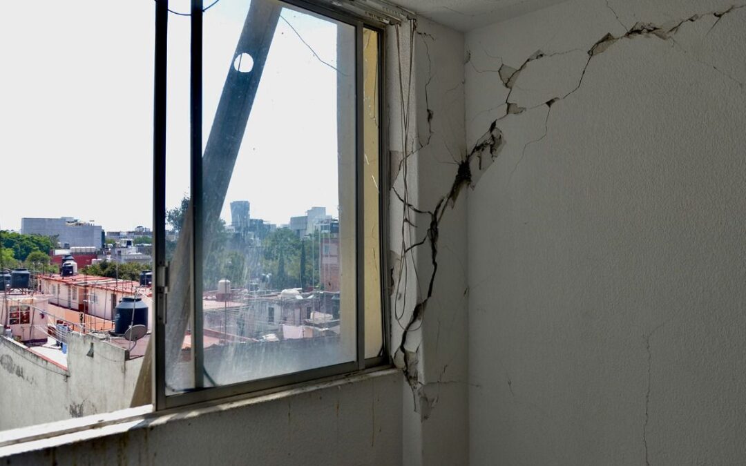 Sismo del 19-S: Hay 76 escuelas dañadas en CDMX, una fue cerrada, dice el Gobierno