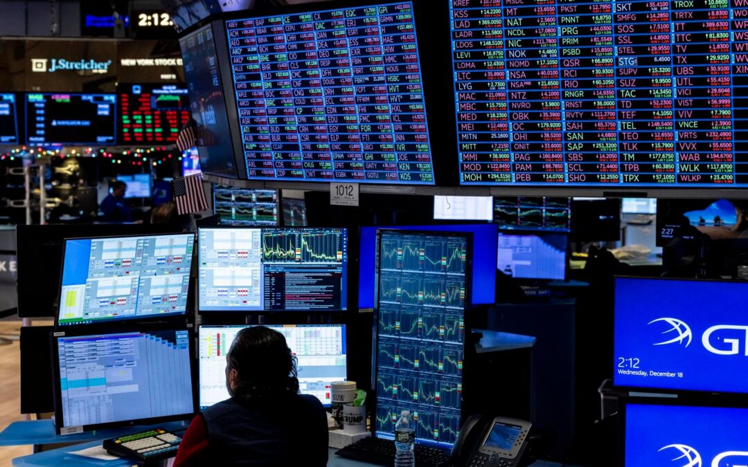 Wall Street cierra ‘optimista’ por economía ‘sólida’ en EU
