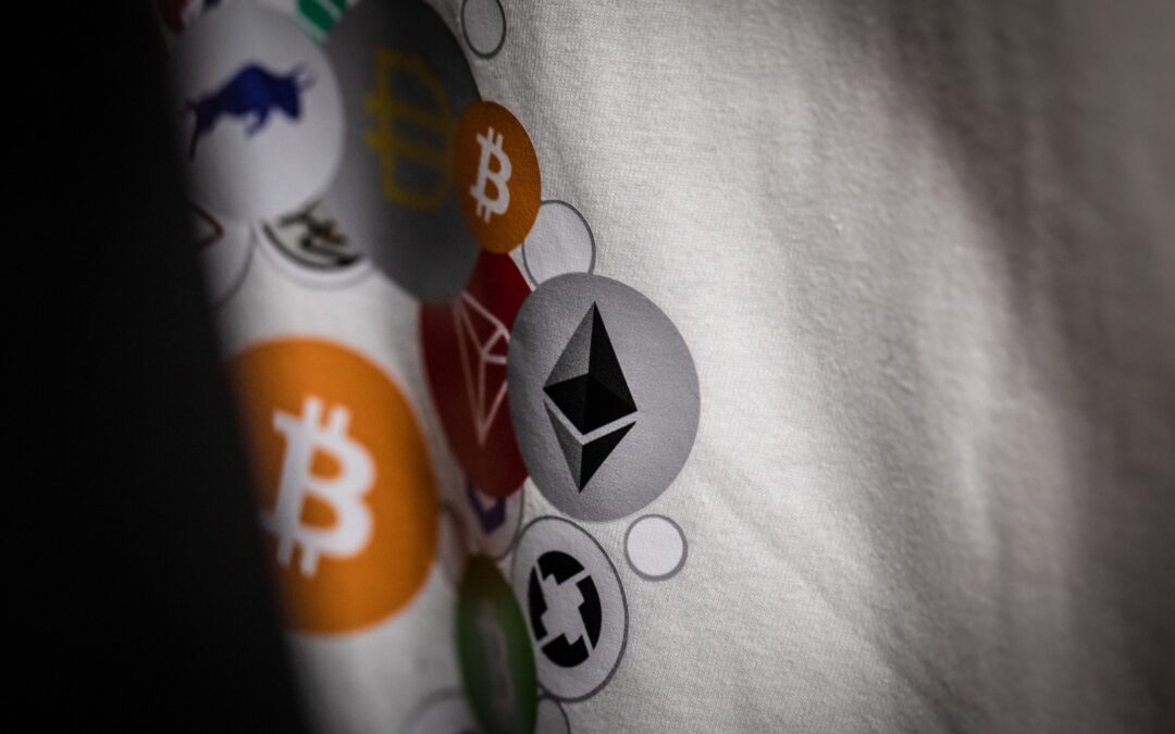 Martes 13 se hace presente en los mercados: caen el bitcoin y Wall Street tras dato de inflación en EU