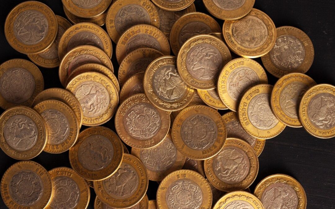 Peso ‘flota’ mientras la atención económica se centra en Europa