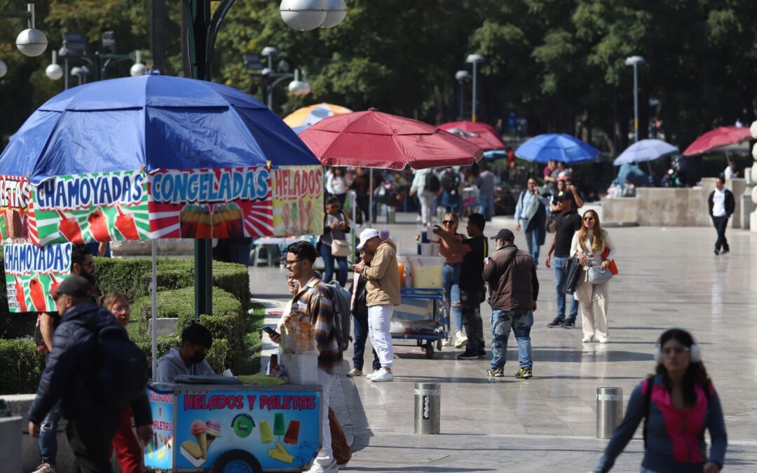 Tasa de desocupación sube a 2.6% en noviembre; trabajo informal recobrafuerza
