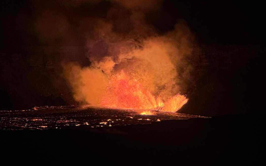 Erupciona el volcán Kilauea en Hawái: Alertan por fuentes de lava de hasta 80 metros (Video)