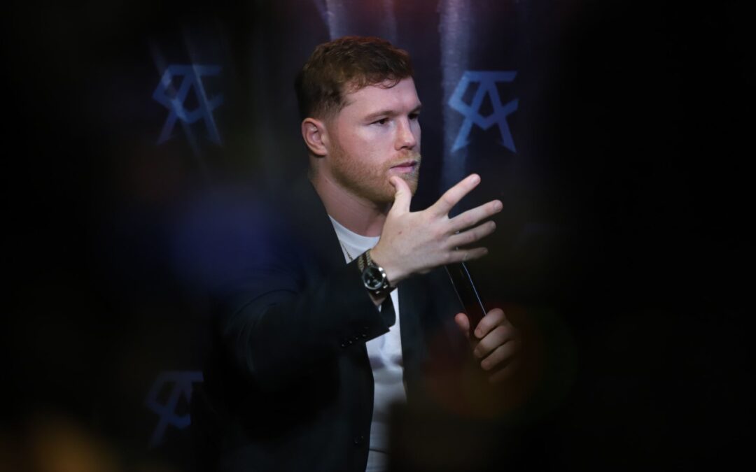 ‘Canelo’ Álvarez confiesa a ‘Chicharito’ por qué le dio parálisis facial