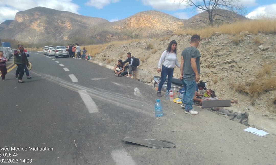 Fallecen 17 migrantes en accidente de autobús en la carretera Oaxaca – Puebla