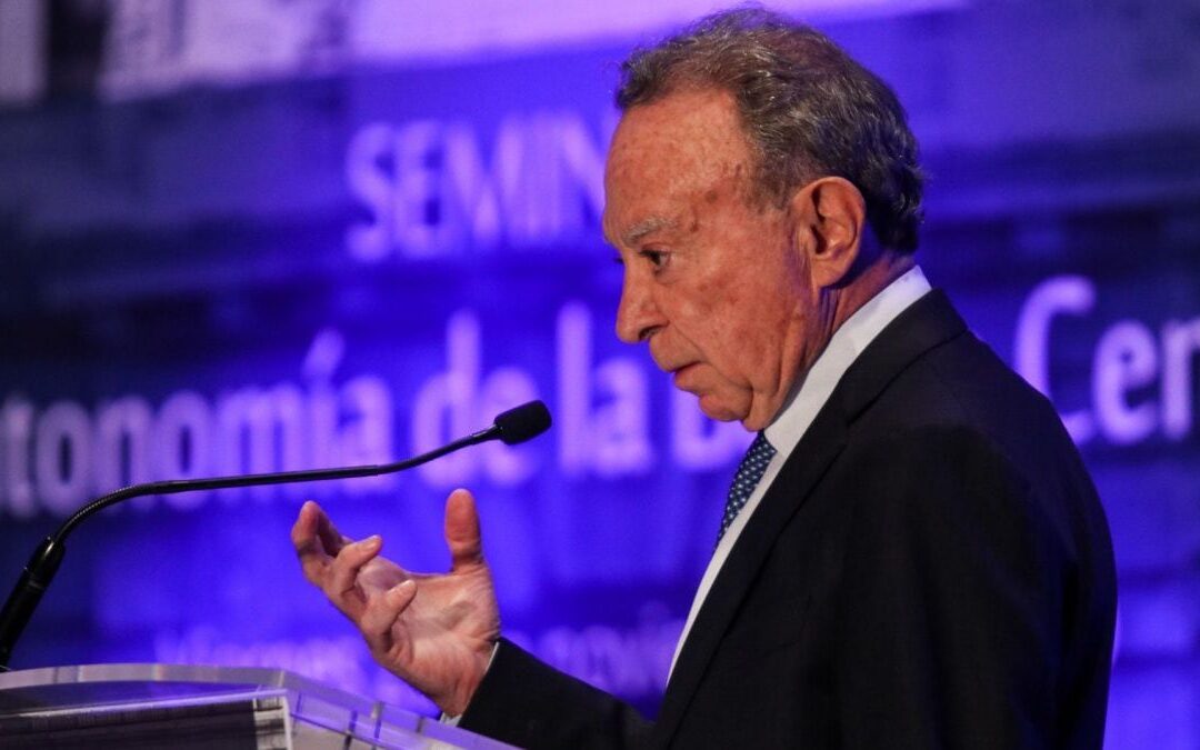 Sheinbaum ‘ahuyenta’ inversión privada con reformas, acusa exsecretario de Hacienda de Zedillo