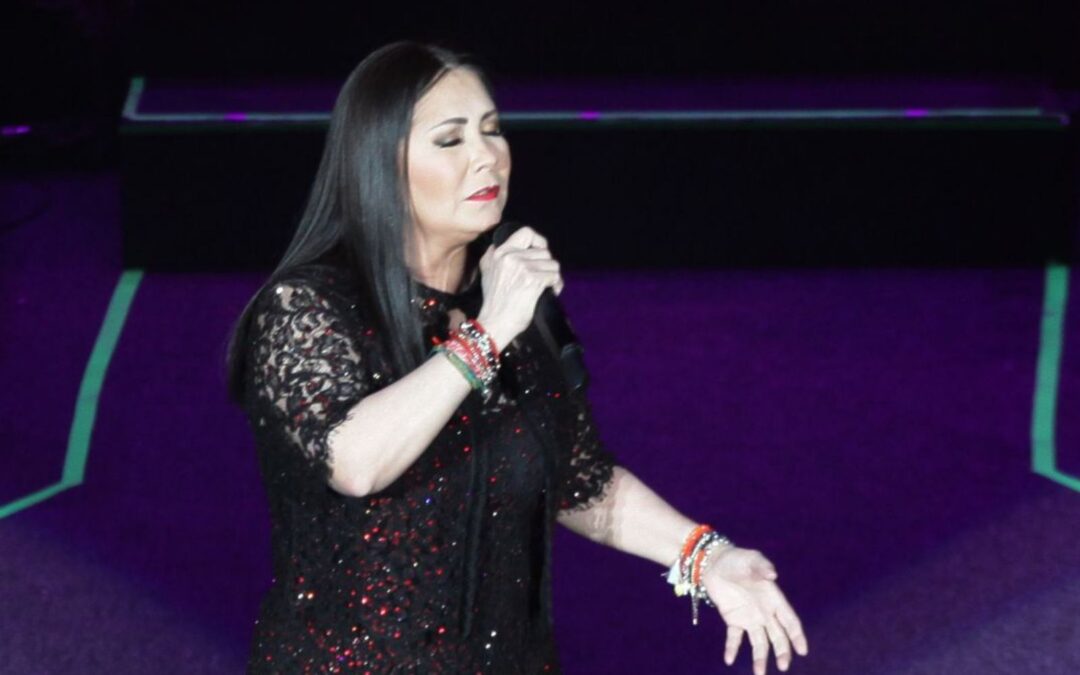 ‘No te hago falta’; Ana Gabriel se retira de los escenarios tras ‘faltas de respeto’ en un concierto