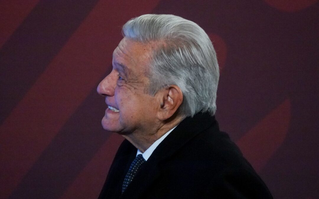 ‘Se debe demostrar si Felipe Calderón era beneficiario de los negocios de García Luna’: AMLO