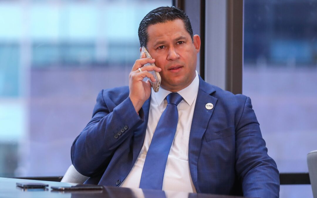 Destapan a gobernador de Guanajuato como ‘corcholata’: ‘AMLO nos la va a pelar en 2024′