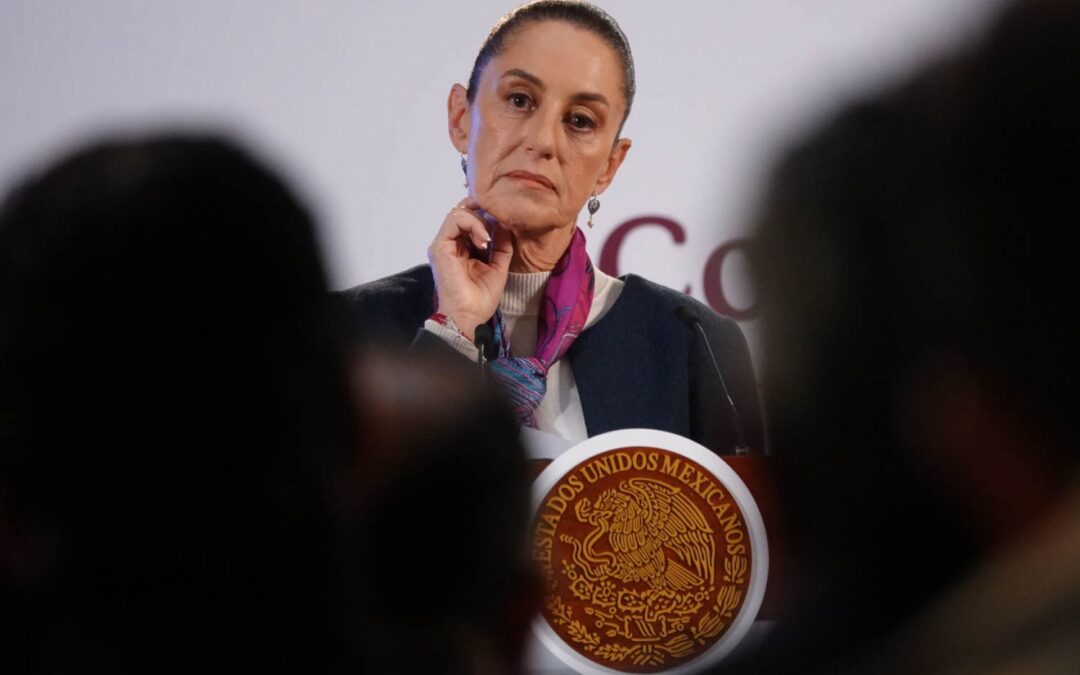Autoritaria se escribe con “a”