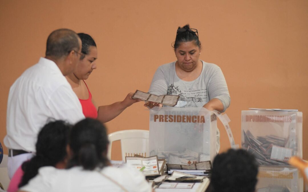 Debilitamiento democrático de México