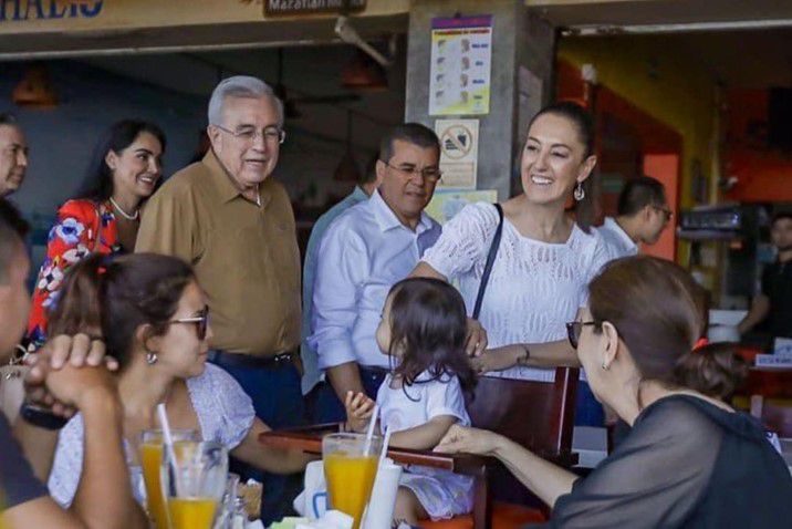 Soy la única mujer ‘corcholata’ en una competencia entre hermanos: Sheinbaum