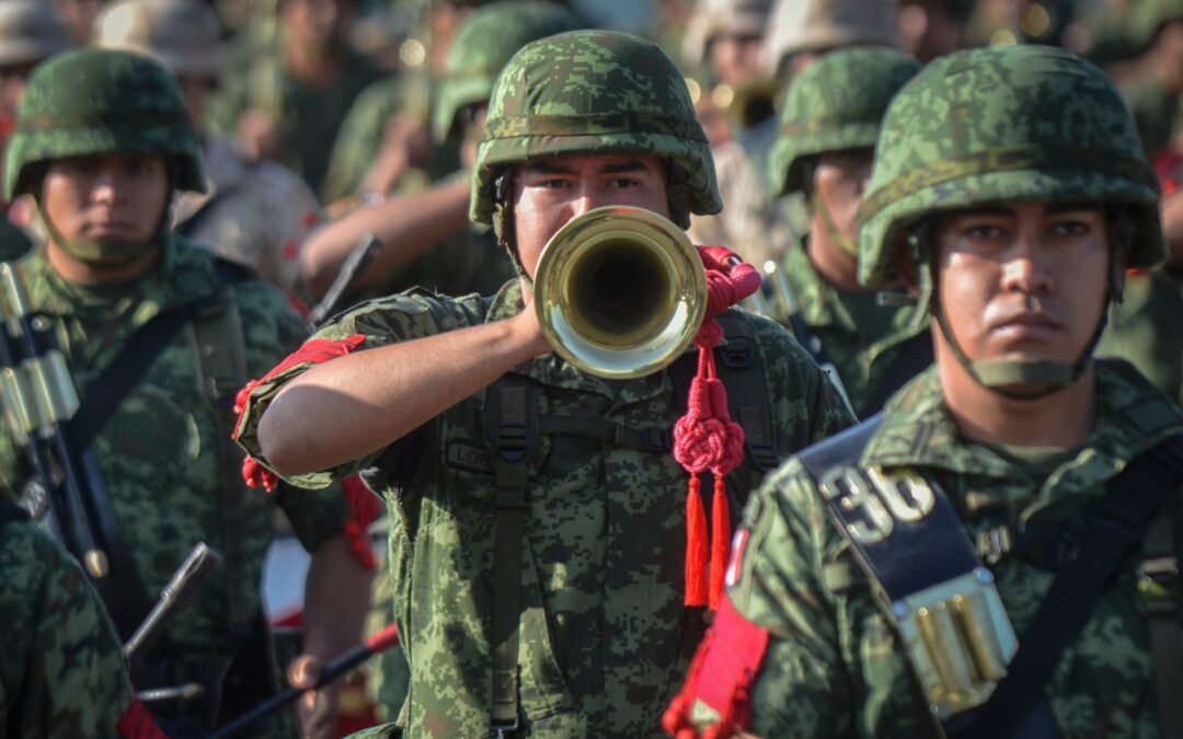 AMLO propone consulta popular sobre alargar presencia del Ejército en las calles