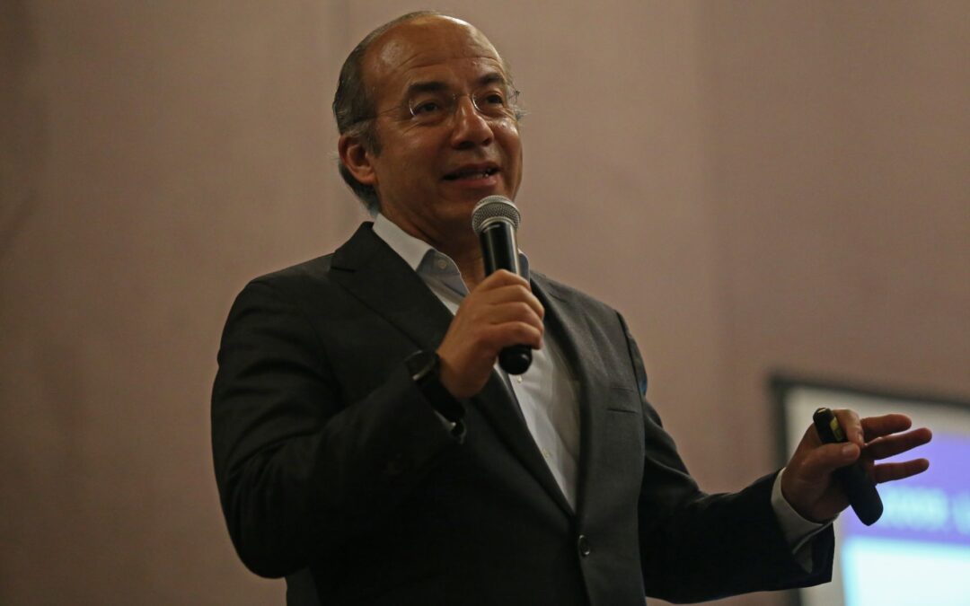 Calderón ‘se une a la fiesta’: Llama a participar en la marcha en ‘defensa’ del INE