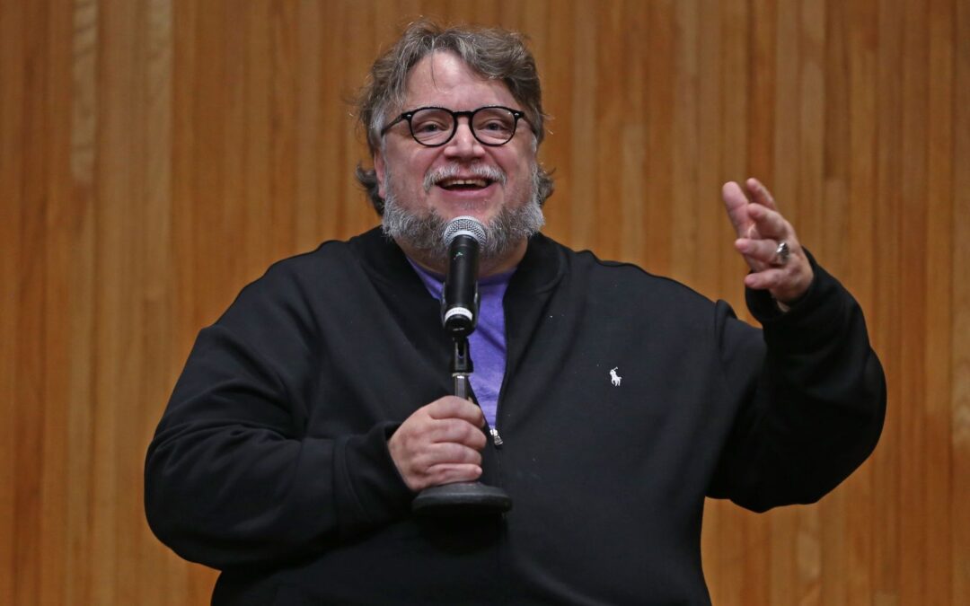 Guillermo del Toro confiesa que lloró cuando escribió Pinocho: ‘estaba en un baño de lágrimas’