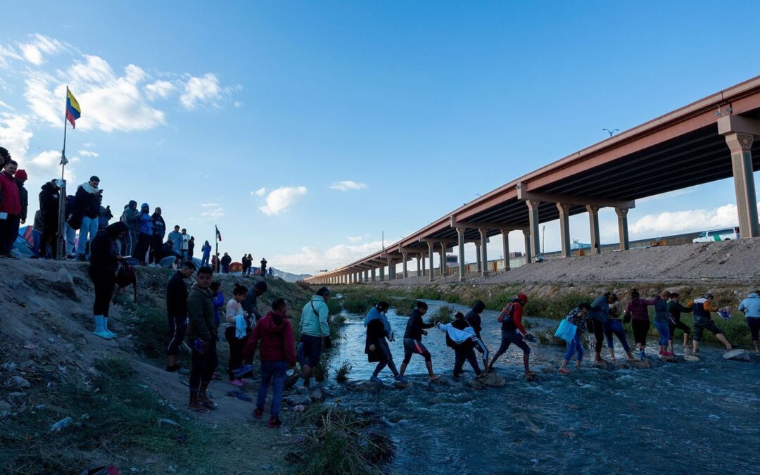 Migrantes ‘sienten pavor’ por el triunfo de Trump; temen quedar atrapados en la frontera