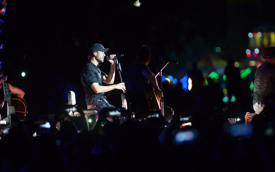 ‘Lloro por ti’: Enrique Iglesias cancela su show en el Tecate Emblema por problemas de salud