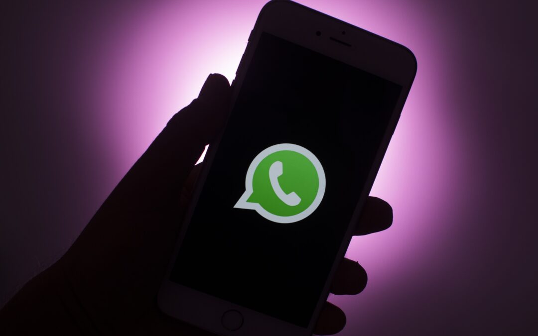 ‘Buzoneo’: Tiktoker explica cómo es la nueva modalidad para robar tu cuenta de WhatsApp