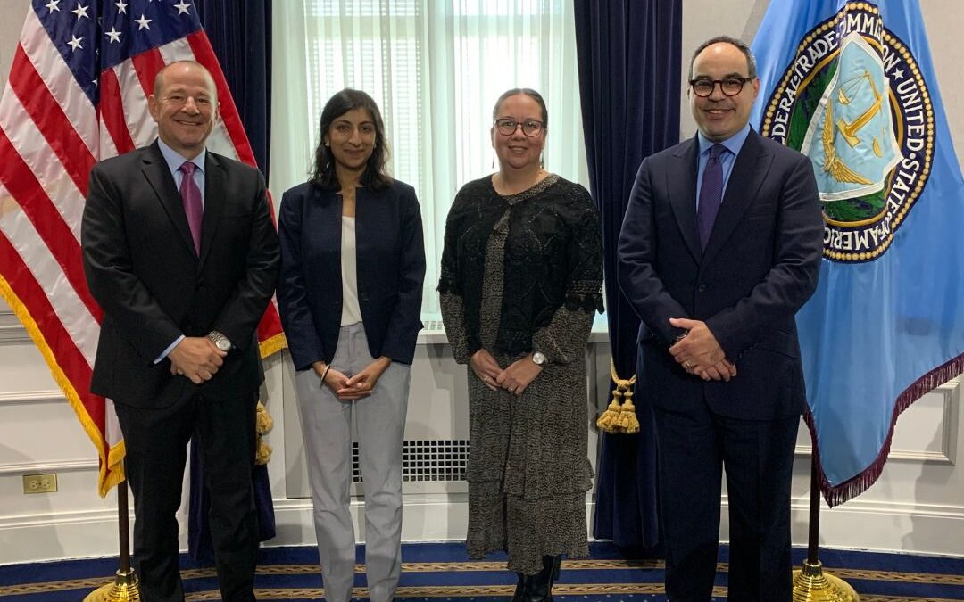 Cofece recibe ‘estrellita’ internacional; destaca como una agencia importante en el mundo