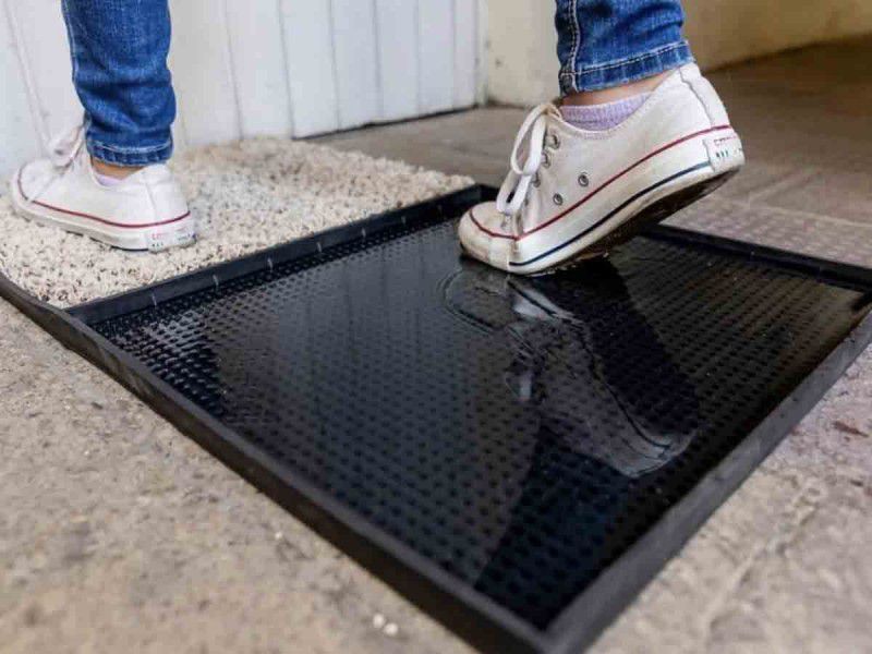 Gobierno dice que ‘ya estuvo’ con uso de tapetes sanitizantes y uso de filtros sanitarios