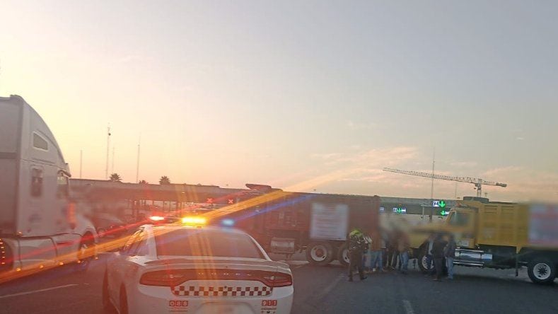 Transportistas bloquean autopistas de México HOY: ¿Qué carreteras son afectadas EN VIVO?