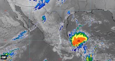 Furia de ‘Lisa’ ocasionará lluvias en 5 entidades… Esta es su trayectoria en vivo