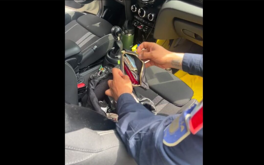 Les revisaron ‘hasta el estuche de lentes’; pareja denuncia abuso policial en CDMX
