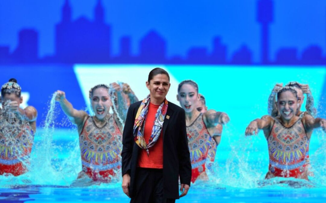 ¿Y mi bono por los patrocinadores?’: Ana Guevara se cuelga ‘avalancha de patrocinadores’