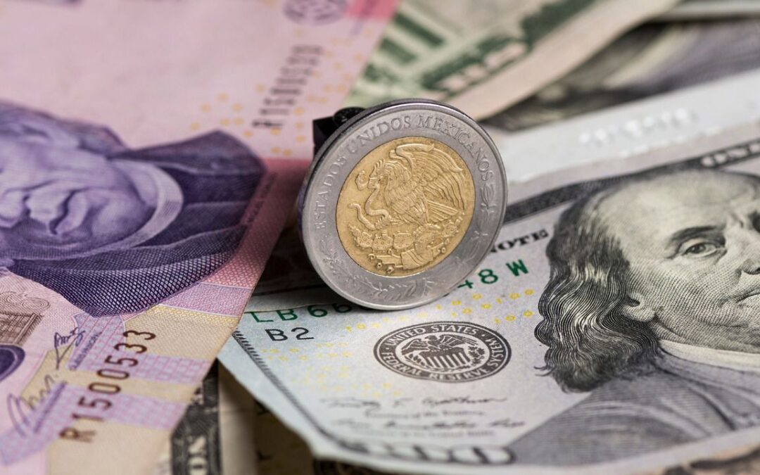 Peso hila segunda caída semanal ante temores por economía