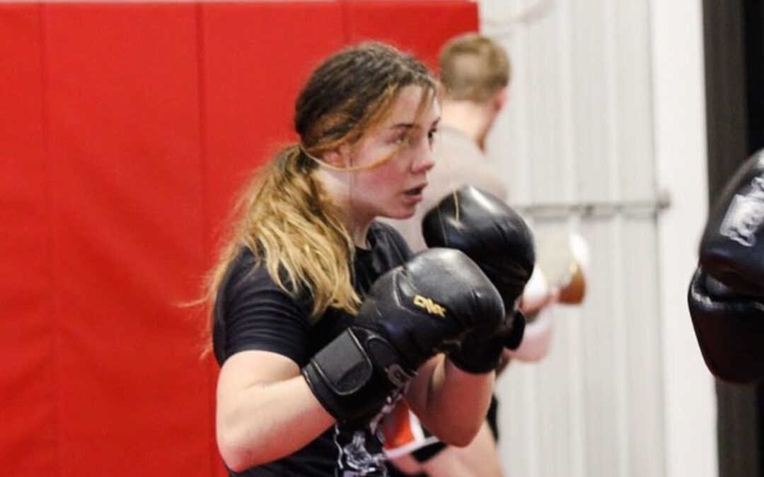 Muere Shalie Lipp, luchadora de artes marciales mixtas, a los 21 años