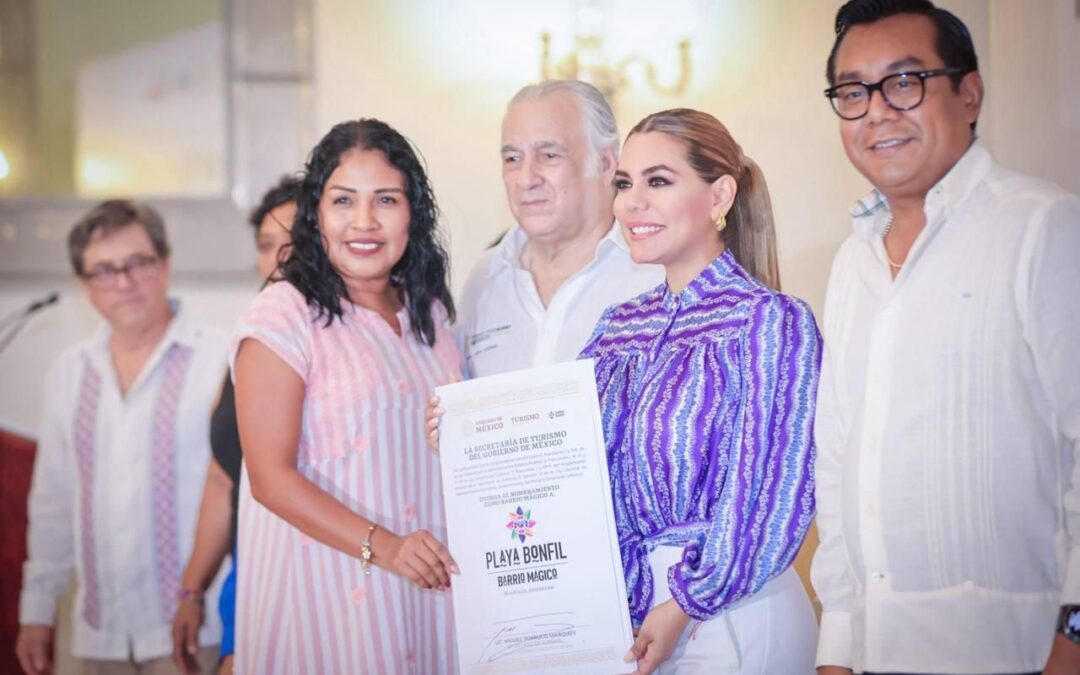 Entregan Evelyn Salgado y Miguel Torruco nombramientos de Barrios Mágicos a Pie de la Cuesta y Playa Bonfil de Acapulco