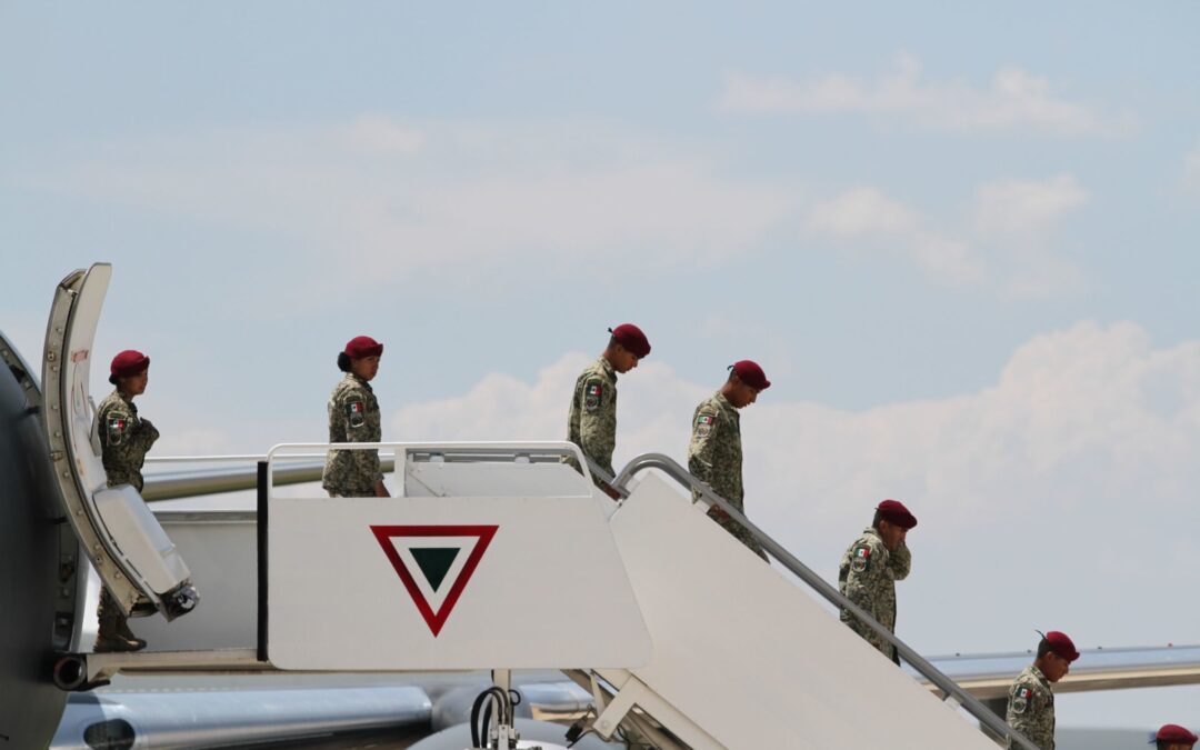 Mexicana de aviación: Especialistas ven riesgo de competencia desleal, opacidad y malgasto