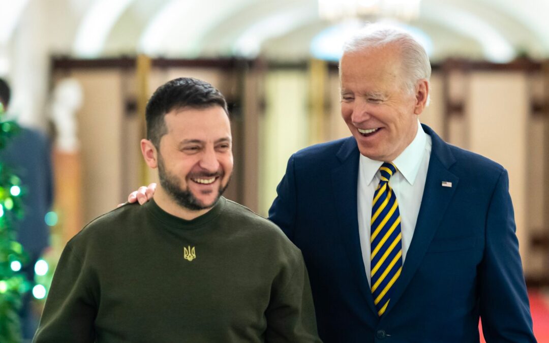Biden recibe a Zelenski en la Casa Blanca: Promete que apoyos a Ucrania continuarán en 2023