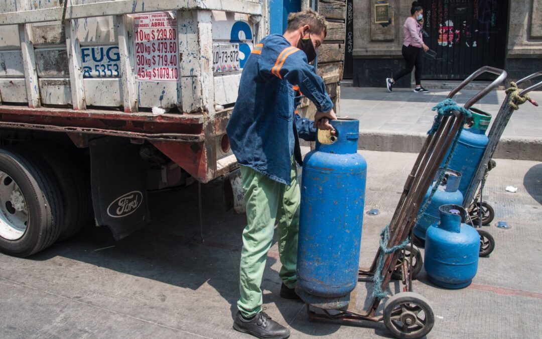 ‘Huachigas’: Se roban 50 mil toneladas mensuales de gas LP en México