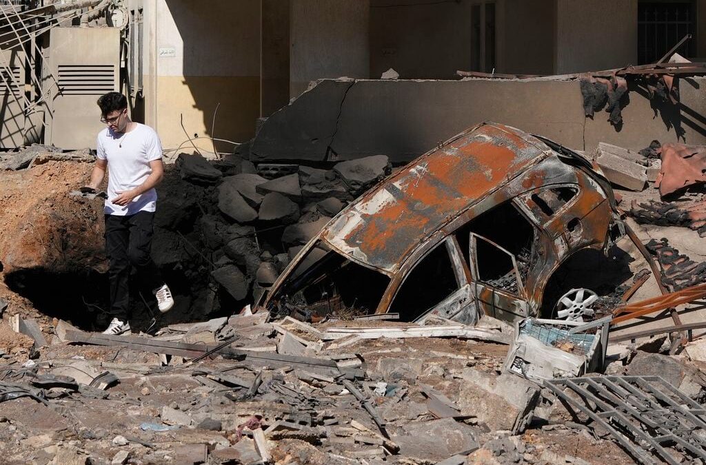 Hezbolá confirma muerte de otro líder; Israel bombardea ahora a Yemen