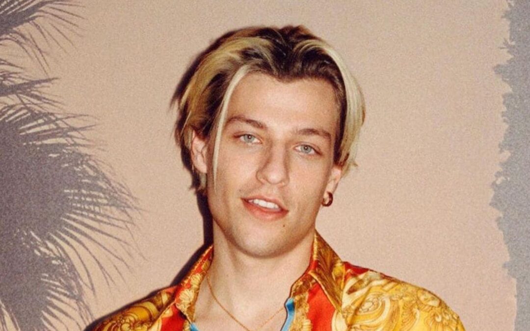 ¿Quién es Jake Bongiovi, novio de Millie Bobby Brown e hijo de Jon Bon Jovi?