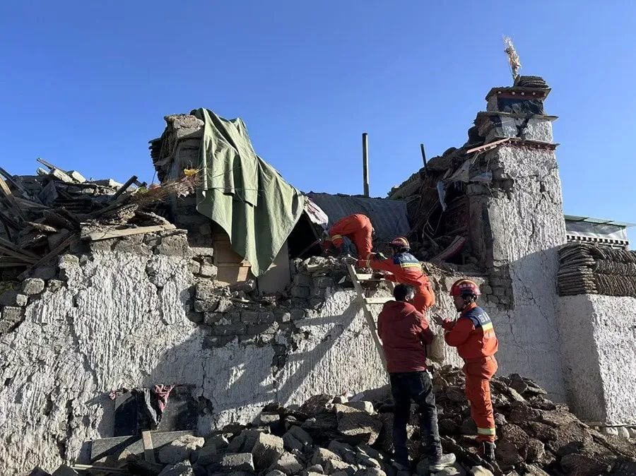 Terremoto en China: Aumenta a 95 los muertos tras sismo de 6.8 en el Tíbet, cerca del Everest