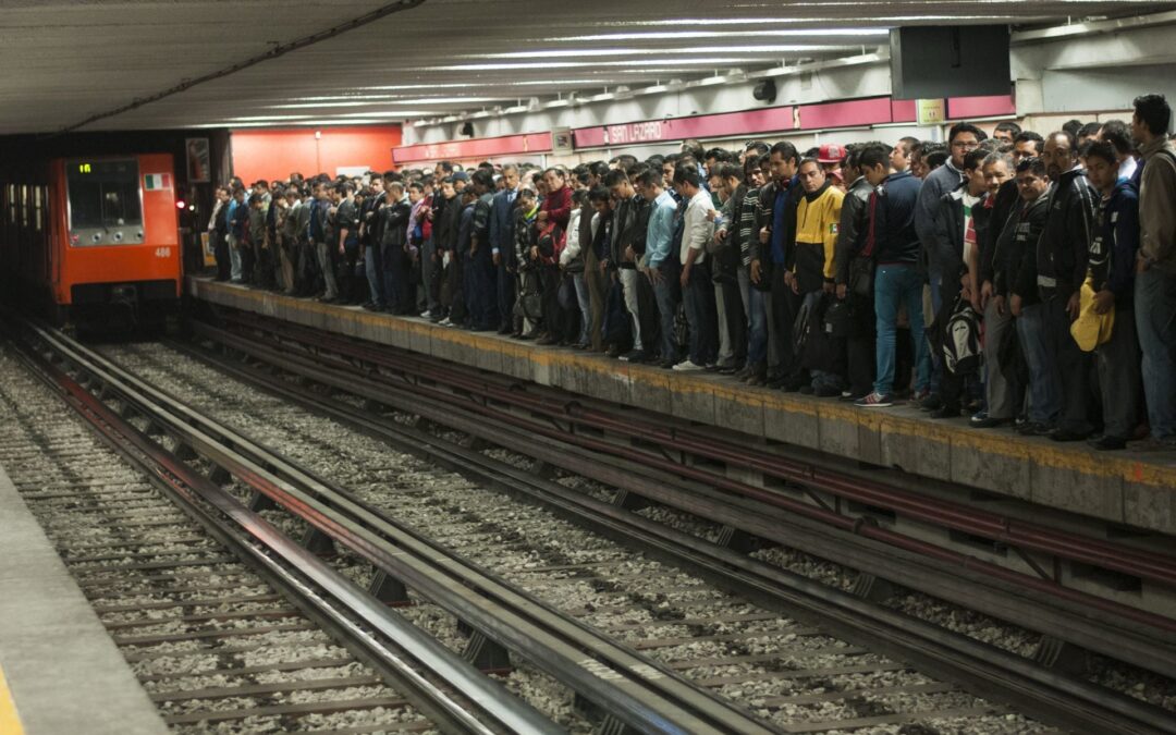 Línea 1 del Metro, ‘lenta, como siempre’: ¿Qué líneas reportan más retrasos este lunes?