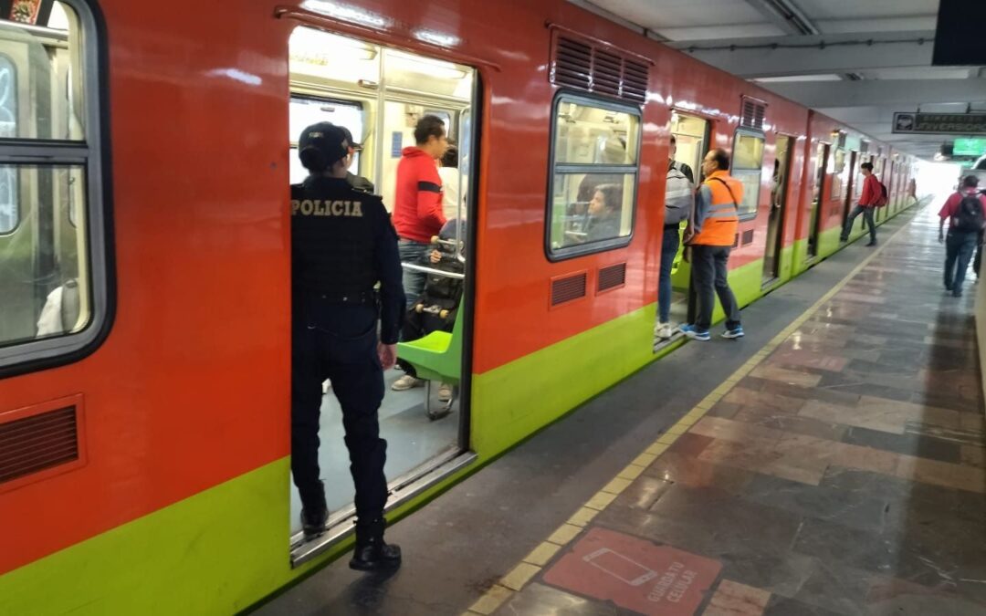 Metro de CDMX, ‘un asco’: ¿Por qué las Líneas B y A son un ‘caos’ este miércoles?