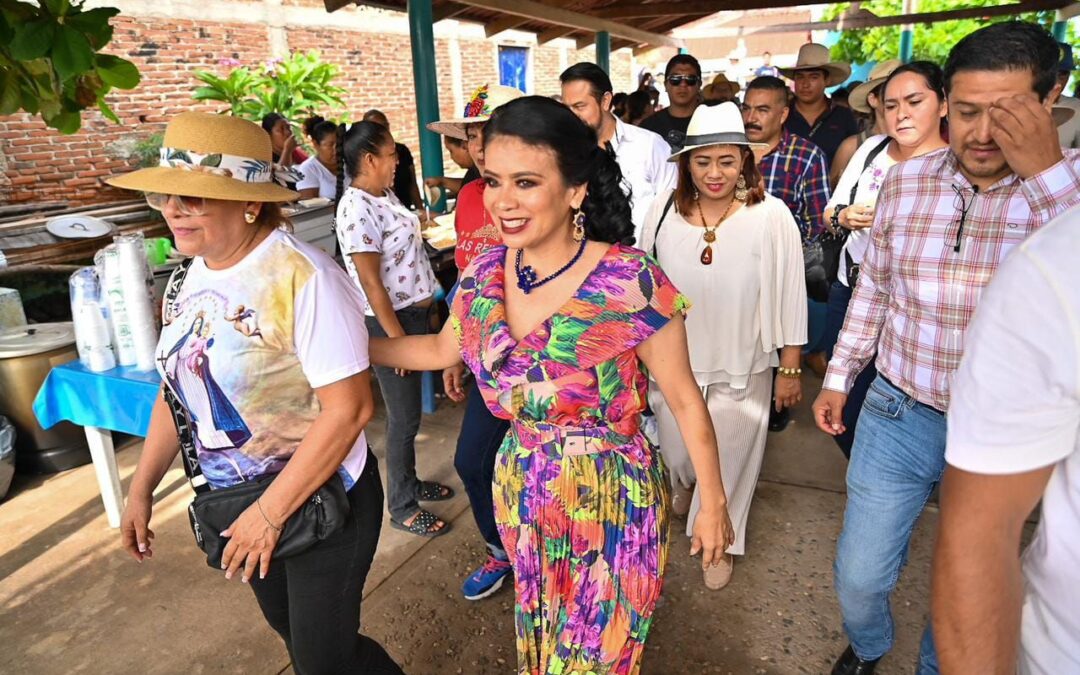 Morena expulsa a Norma Otilia Hernández, alcaldesa de Chilpancingo, por reunión con narcotraficante