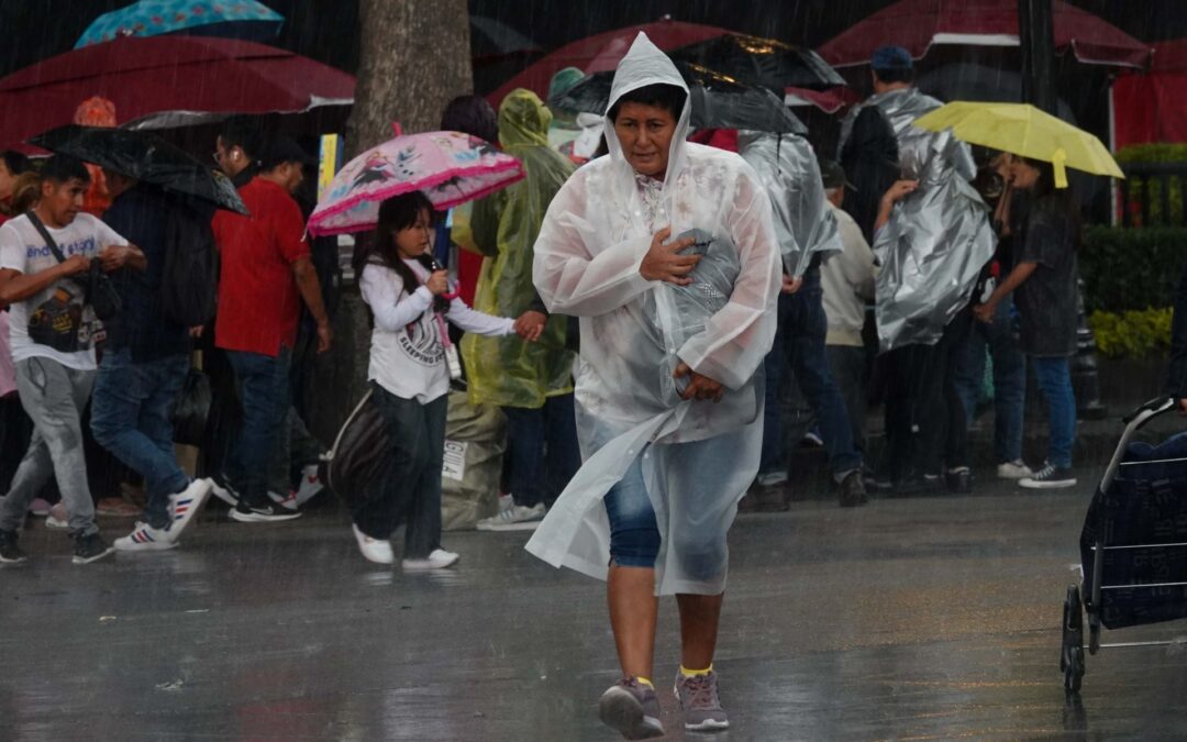 Lluvias al 2×1 en México: Ondas tropicales 11 y 12 afectarán estas entidades el fin de semana