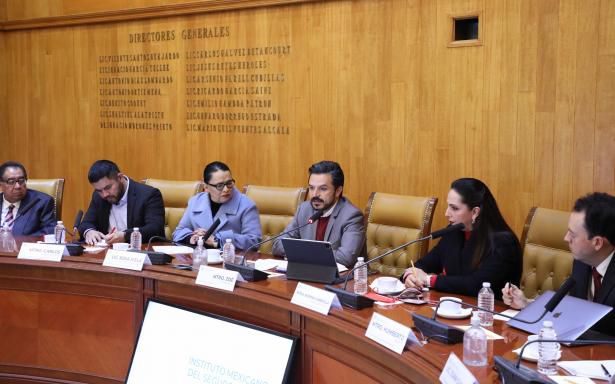 IMSS propone incorporar a líderes evangélicos al empleo formal y darles seguro