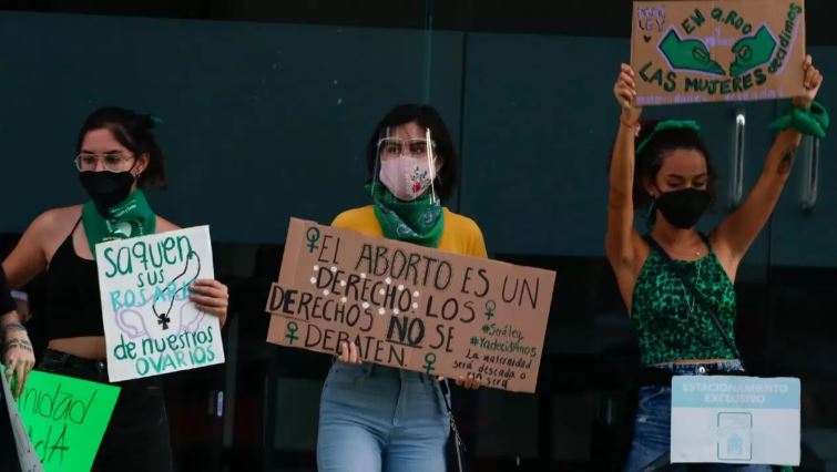 Congreso de Quintana Roo rechaza despenalizar el aborto