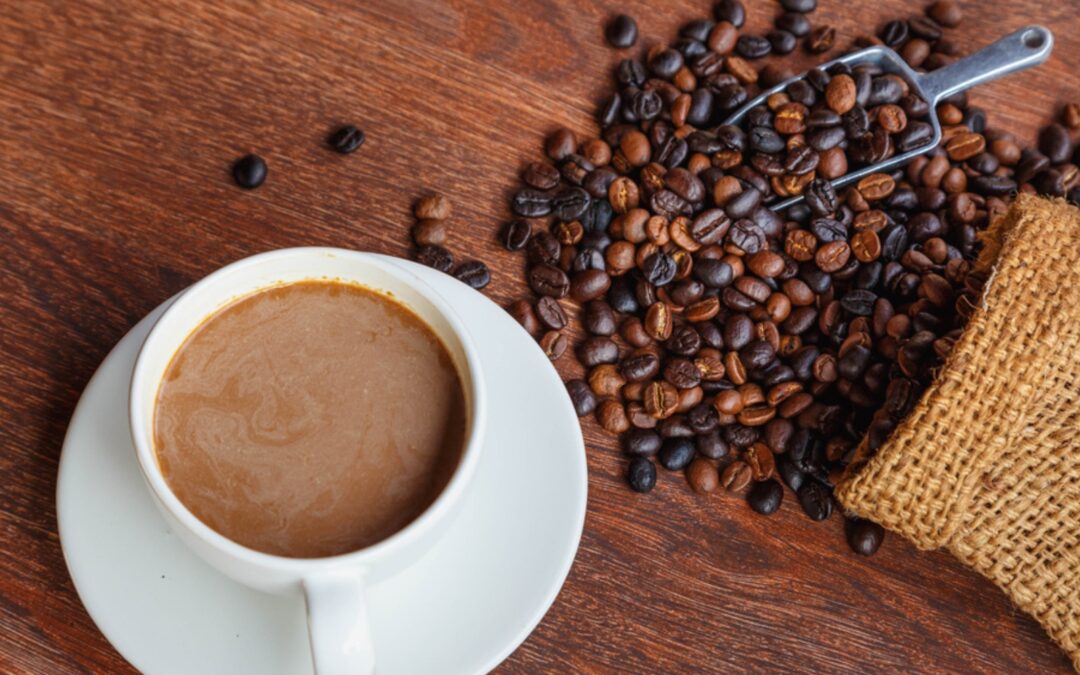 ¿Cuánta cafeína contienen los cafés de cadena?