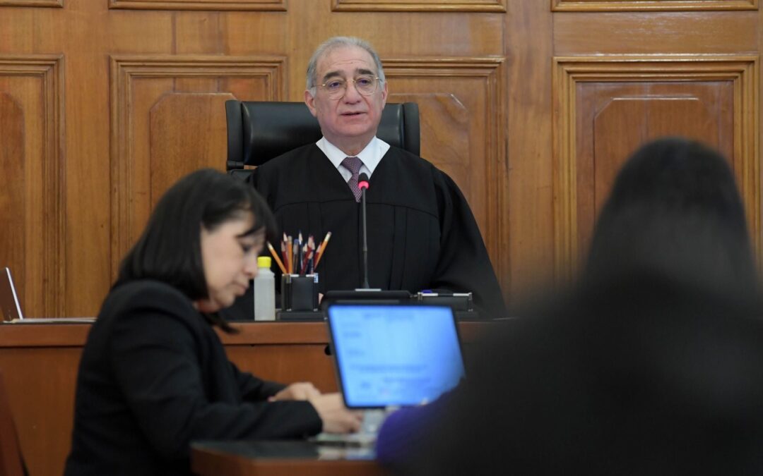 Ministro Pérez Dayán acordó con Adán Augusto y Sheinbaum voto que afianzó la reforma judicial, revelan