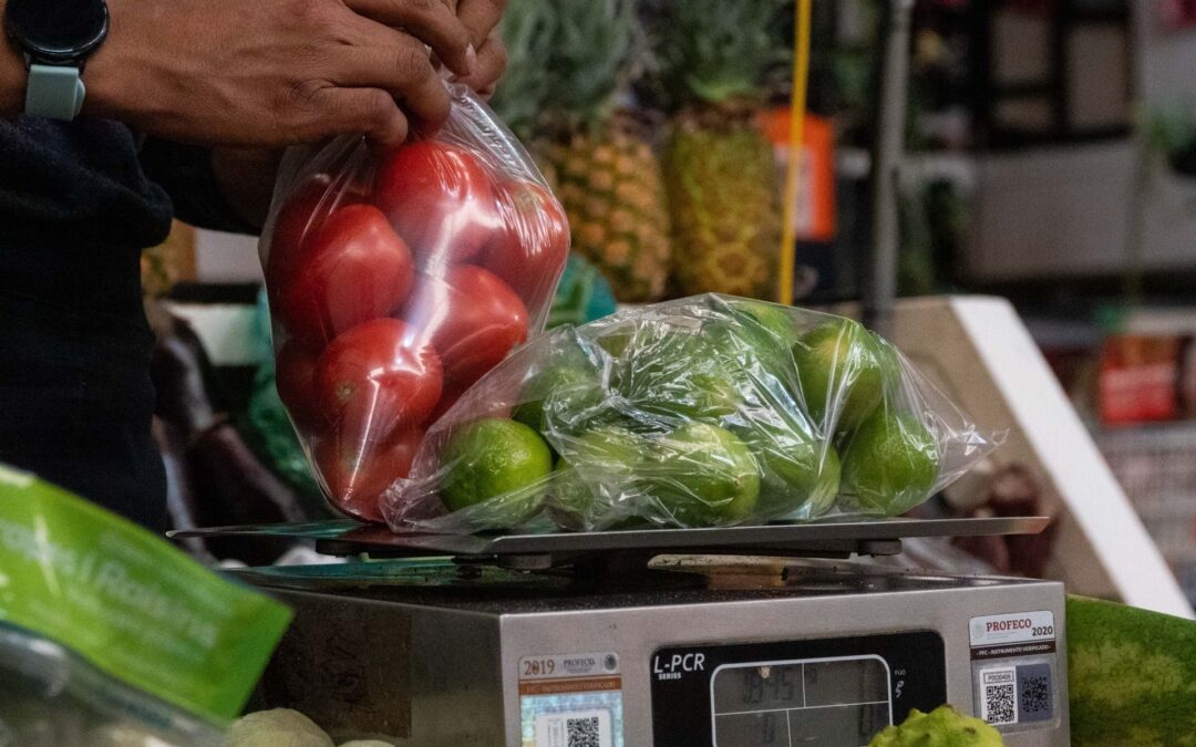 Inflación en México se ‘enfría’: Se ubica en 4.66% en septiembre y liga 4 quincenas a la baja