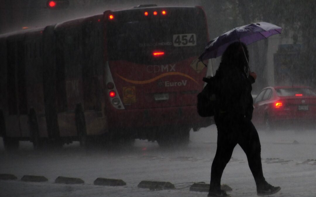 Granizo en la CDMX: Conagua alerta por posibles fuertes chubascos este domingo
