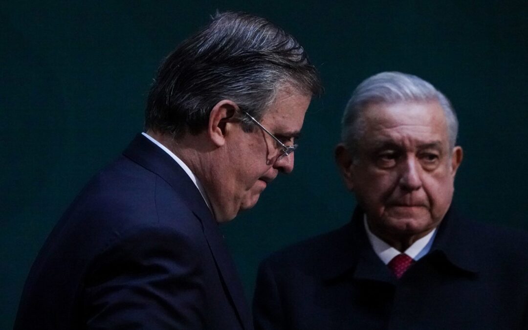 AMLO defiende a Ebrard ante críticas por ‘selfie’ en funeral de la reina Isabel II