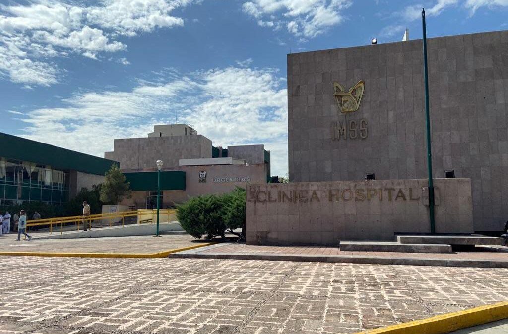 ¿Cansado de las malas caras? Por ley, IMSS e ISSSTE estarán obligados a tratarte con amabilidad