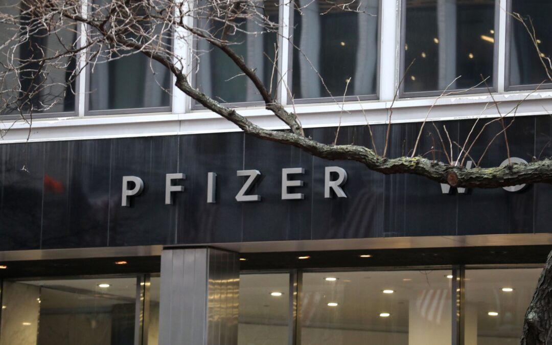 Ahora va contra el cáncer: Pfizer acuerda compra de Seagen por 43 mil mdd